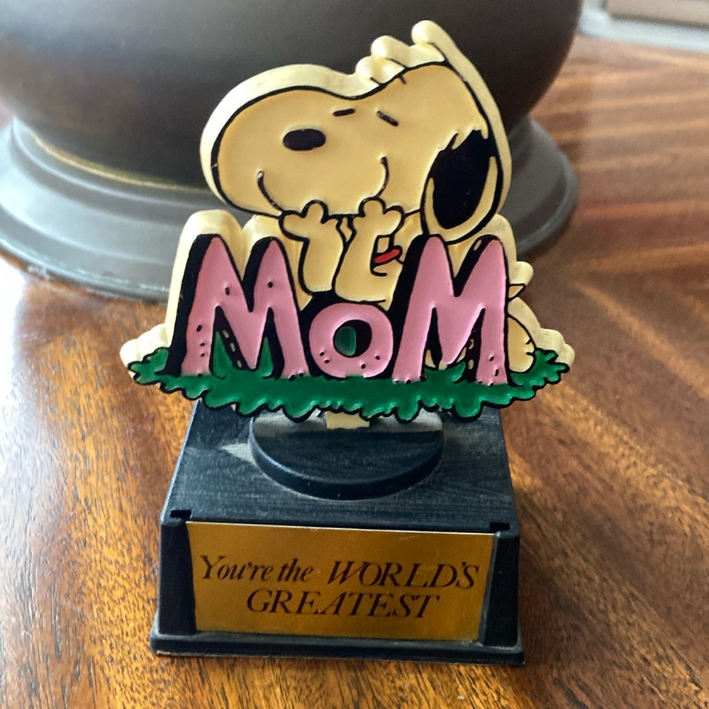 Vintage 1958 Snoopy You're The World's Greatest Mom Trophy